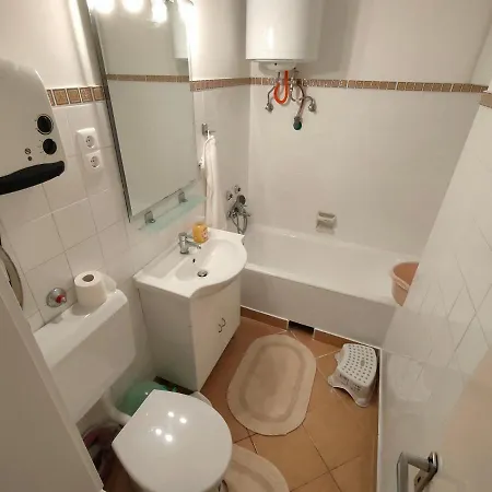 Apartment Rosy Apartman Vonyarcvashegy